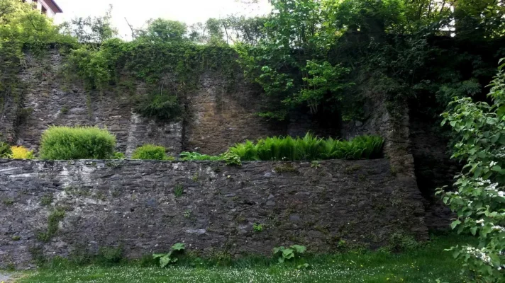 Die alte Stadtmauer